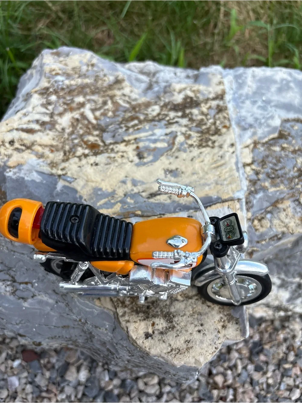 Harley-Davidson Orange Mini Motorcycle Toy Matchbox Vintage Clean Pet/SmokeFree